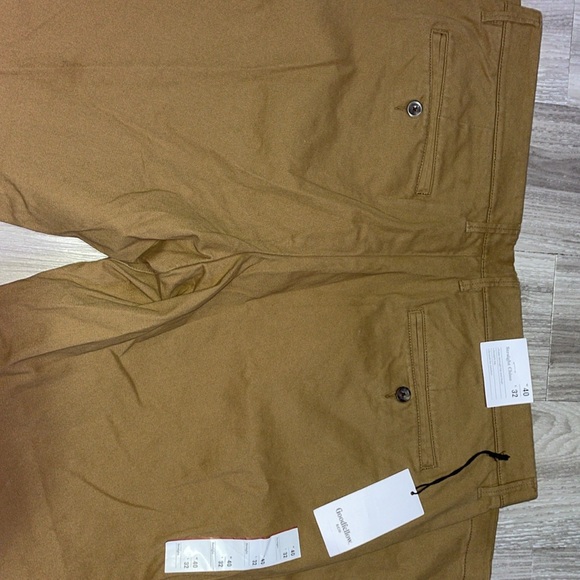 Khaki pants - Picture 4 of 6